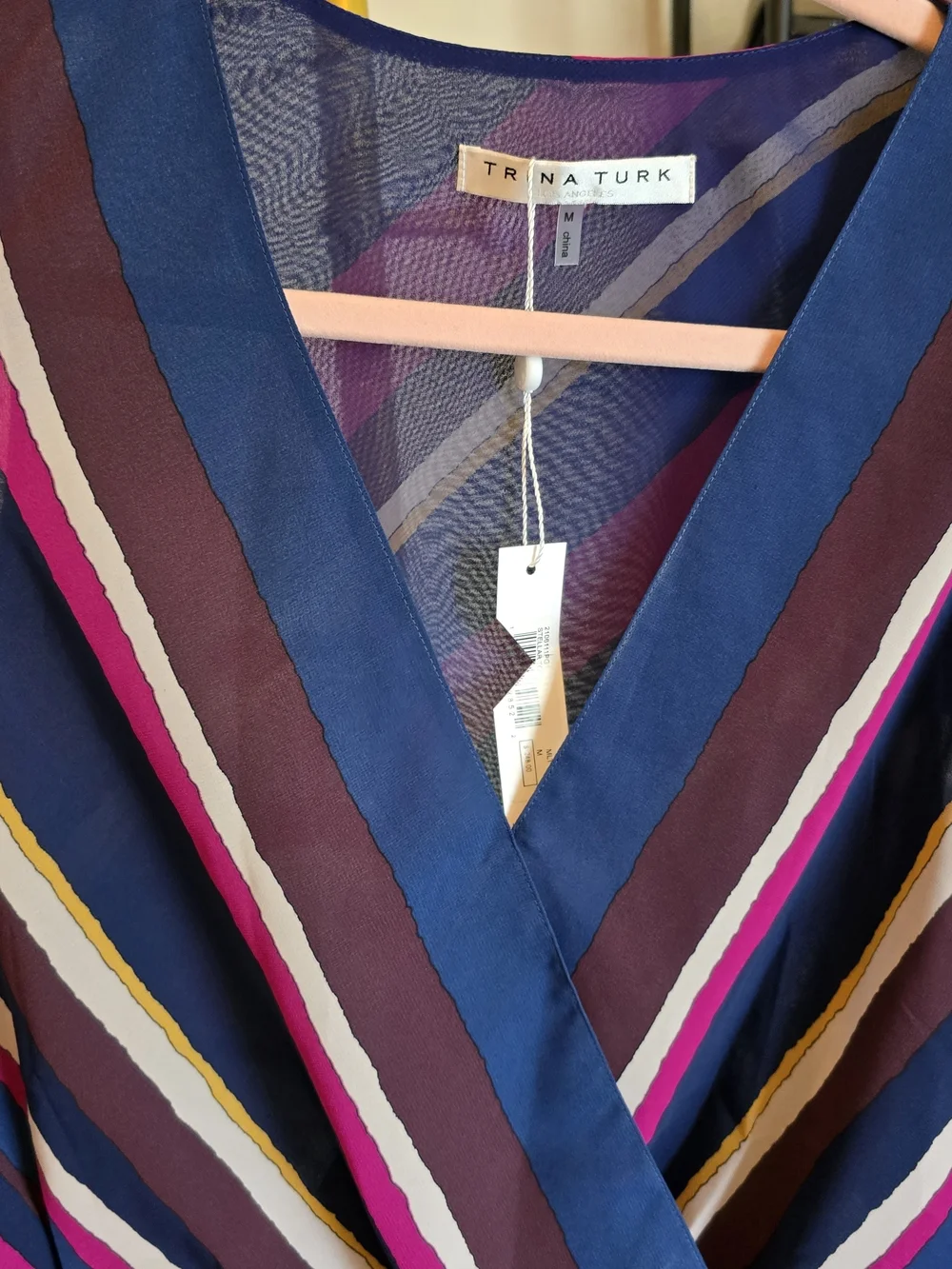 Trina Turk Women's Multicolor Striped V-Neck Sleeveless Blouse - Navy & Pink Med